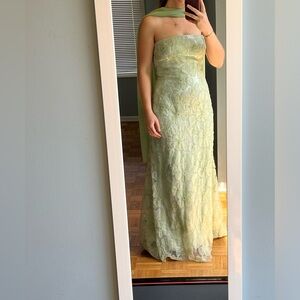 Light pistachio green gown